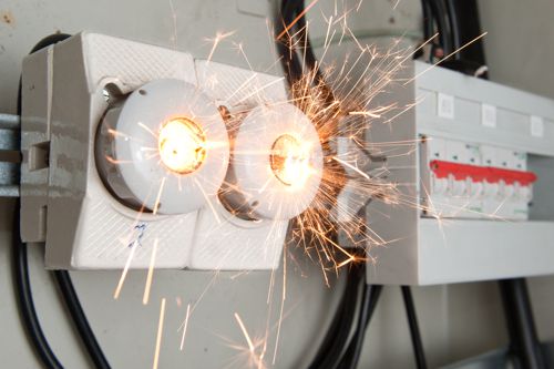 Opravy a údržba elektroinstalace